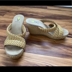 Volatile wedge sandals